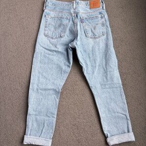 Levi's Women's Straight Leg Jeans in Light Blue